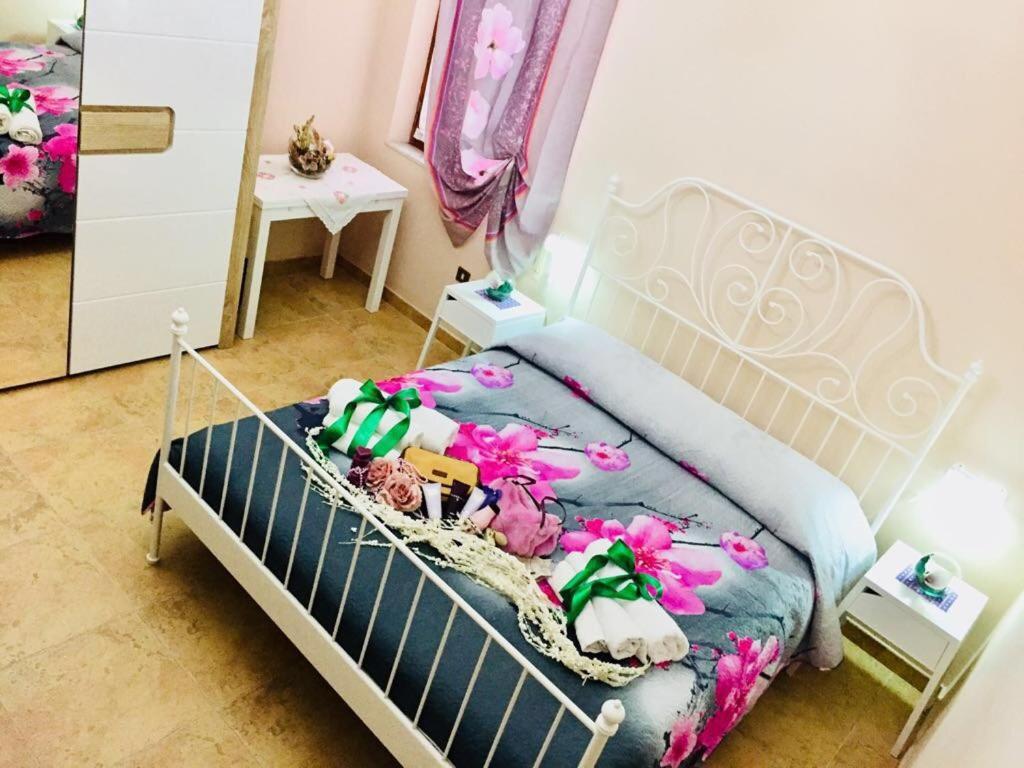 DecimomannuIl Mandarino住宿加早餐旅馆 外观 照片